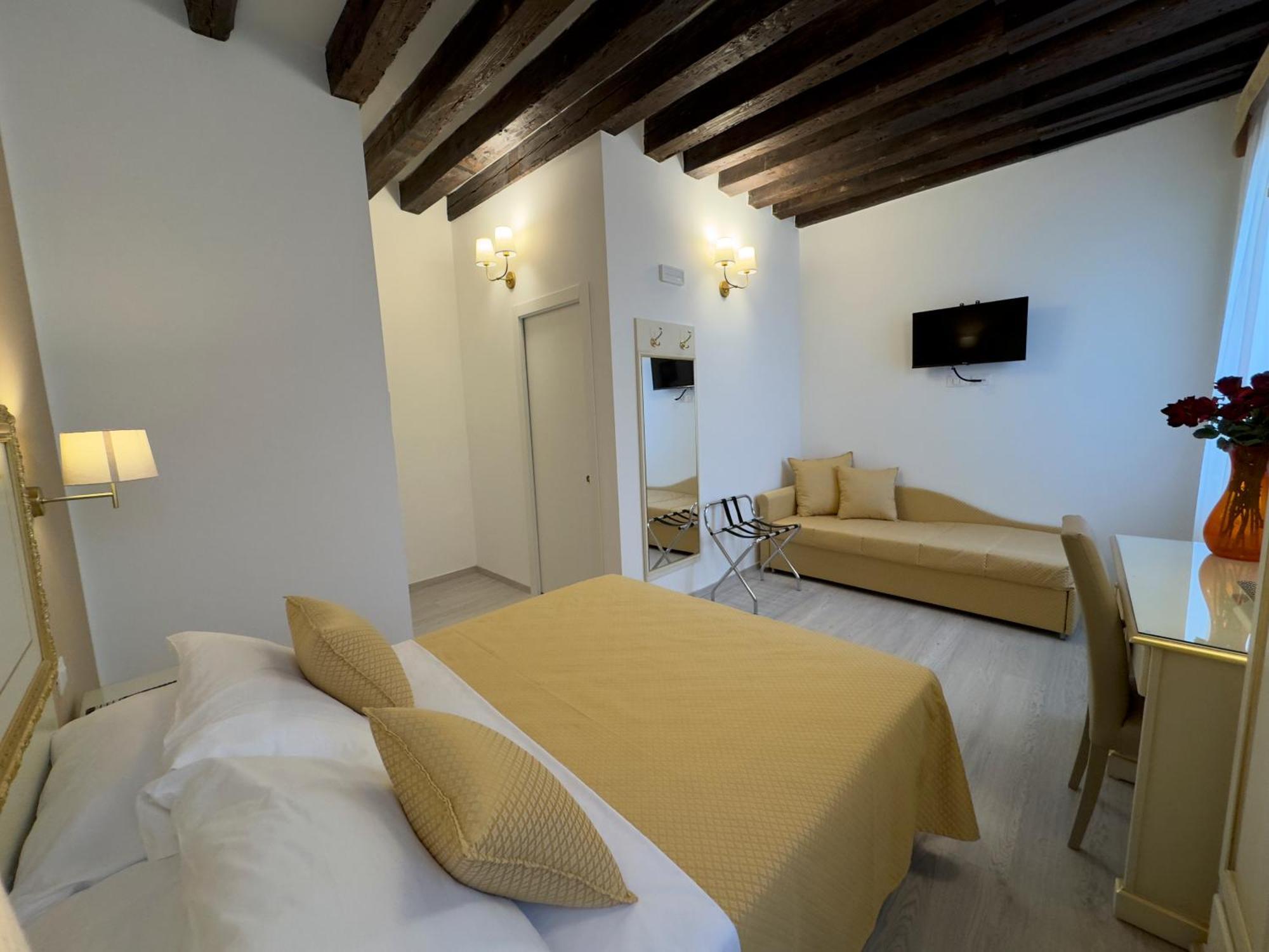 Superior Double Room,1666762083:JPEG