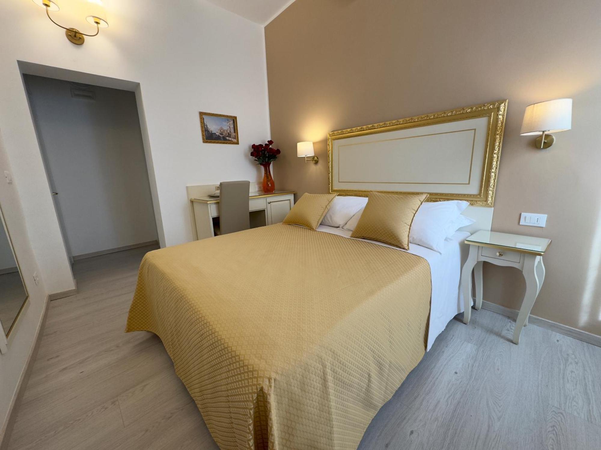 Double Room,1666762092:JPEG